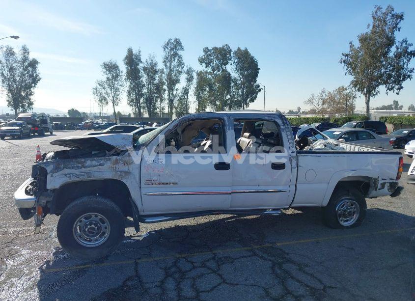 Photo 13 of 2004 Gmc Sierra 2500HD SLT (VIN 1GTHK23224F183264)