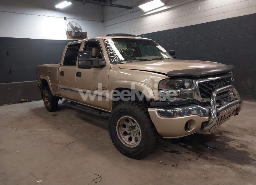 2005 Gmc Sierra 2500HD SLT (VIN 1GTHK23295F930747) main photo