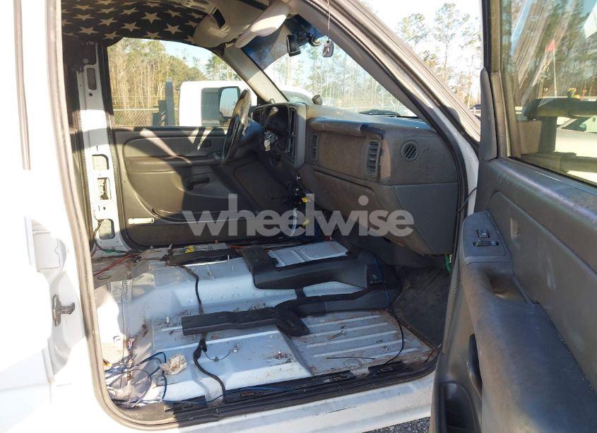 Photo 5 of 2004 Gmc Sierra 2500HD SLE (VIN 1GTHK232X4F267509)