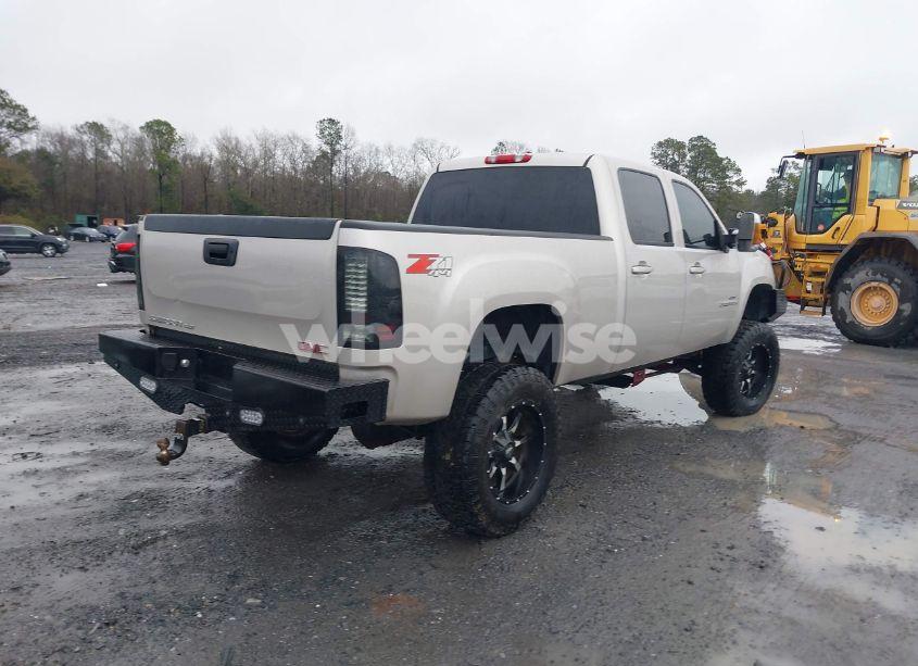 Photo 4 of 2008 Gmc Sierra 2500HD SLT (VIN 1GTHK23658F132706)