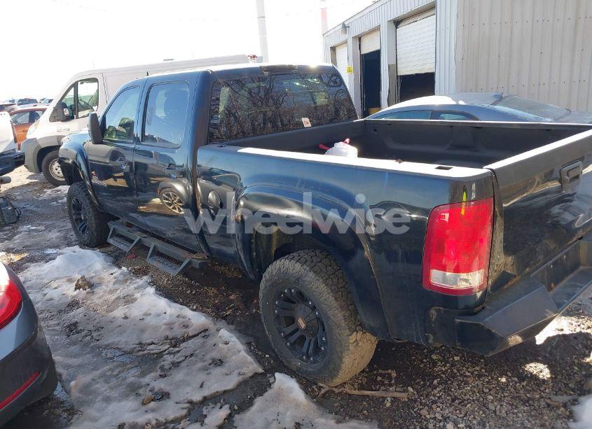 Photo 3 of 2007 Gmc Sierra 2500HD SLE2 (VIN 1GTHK23667F561187)