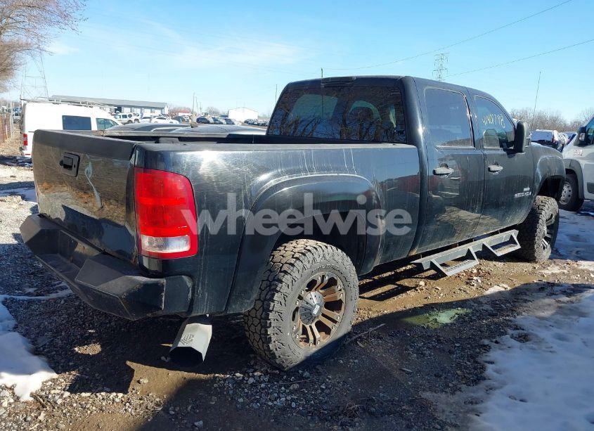 Photo 4 of 2007 Gmc Sierra 2500HD SLE2 (VIN 1GTHK23667F561187)