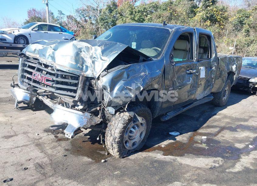 Photo 2 of 2008 Gmc Sierra 2500HD SLT (VIN 1GTHK236X8F160839)