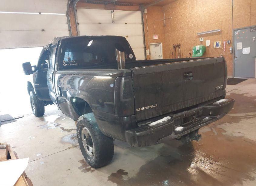 Photo 3 of 2007 Gmc Sierra 2500HD CLASSIC SLT (VIN 1GTHK23D37F180167)