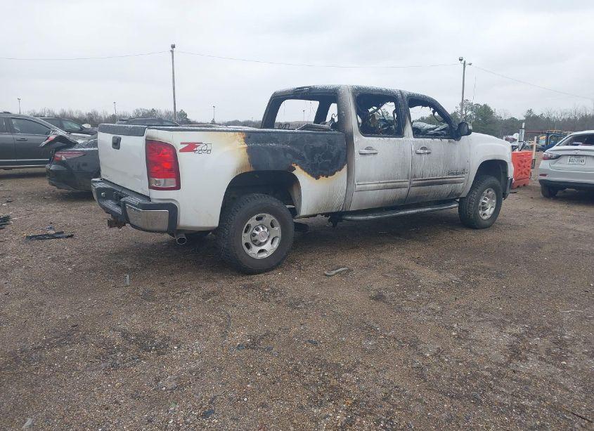 Photo 4 of 2007 Gmc Sierra 2500HD SLT (VIN 1GTHK23K27F547686)