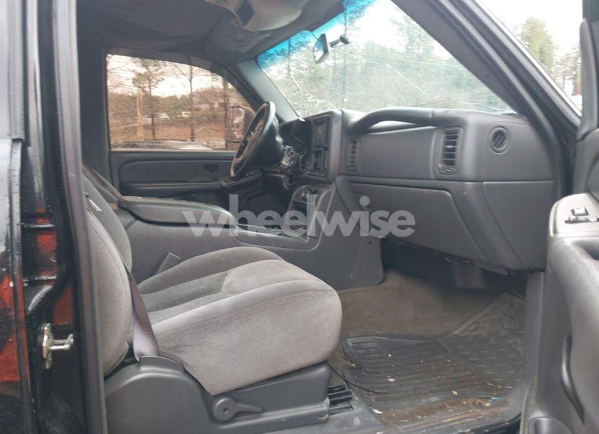 Photo 5 of 2005 Gmc Sierra 2500HD (VIN 1GTHK23U05F908931)