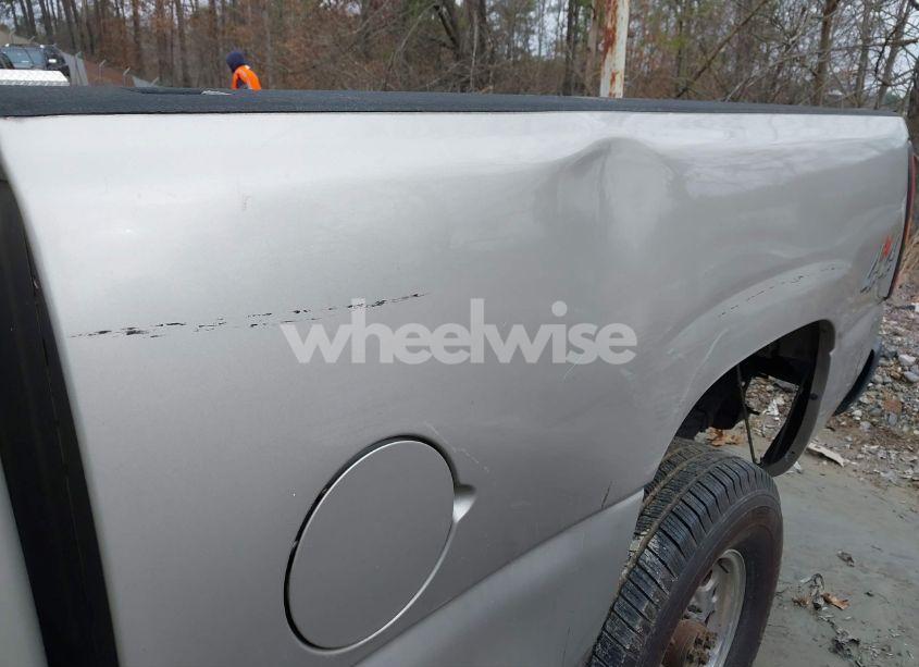 Photo 6 of 2007 Gmc Sierra 2500HD CLASSIC SLT (VIN 1GTHK23U07F124297)