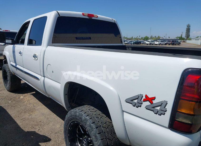 Photo 14 of 2006 Gmc Sierra 2500HD SLE1 (VIN 1GTHK23U26F269713)