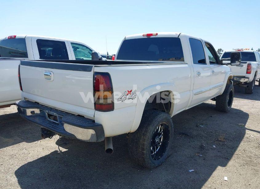 Photo 4 of 2006 Gmc Sierra 2500HD SLE1 (VIN 1GTHK23U26F269713)