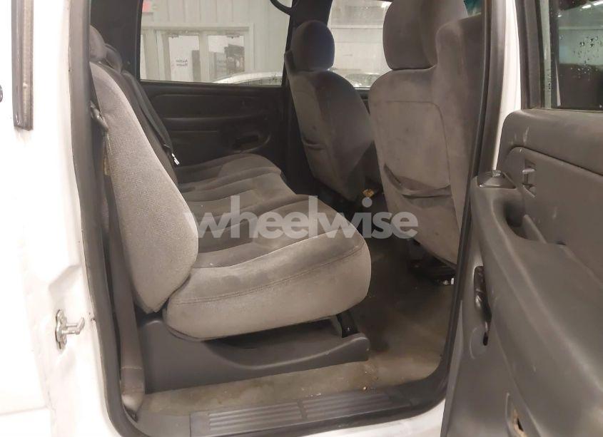 Photo 8 of 2006 Gmc Sierra 2500HD SLE1 (VIN 1GTHK23UX6F143230)