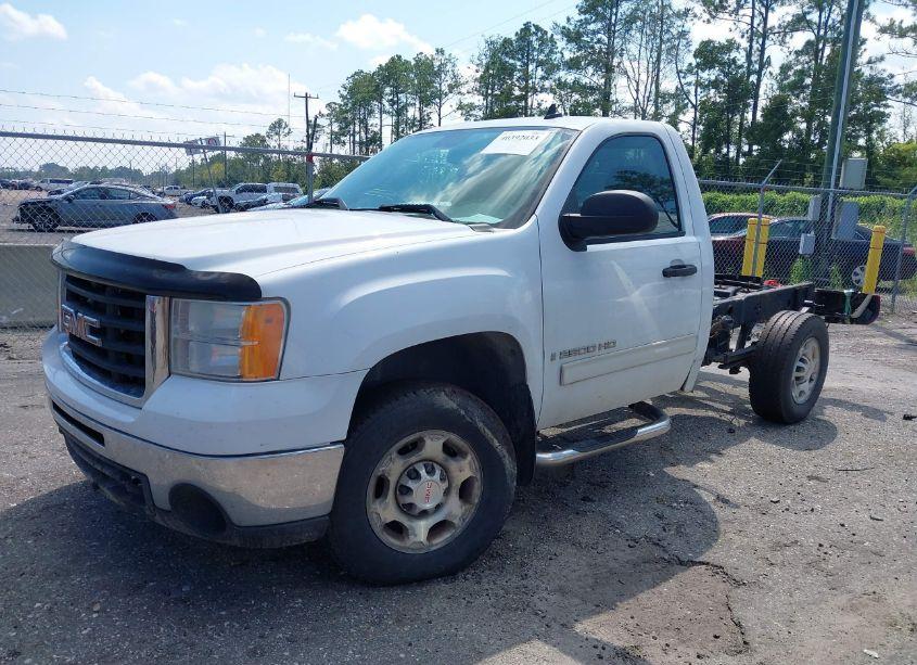 Photo 2 of 2007 Gmc Sierra 2500HD SLE1 (VIN 1GTHK24K77E573091)