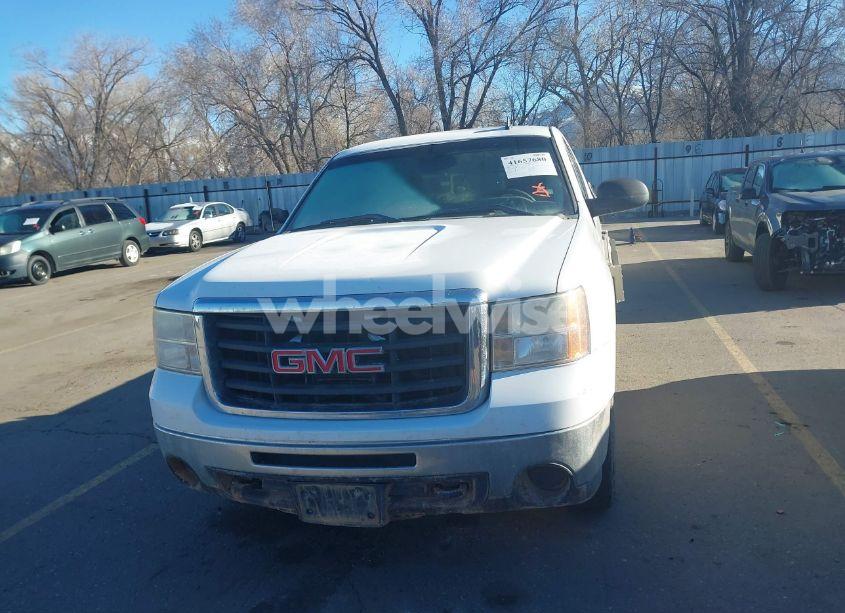 Photo 12 of 2007 Gmc Sierra 2500HD WORK TRUCK (VIN 1GTHK24K77E600581)