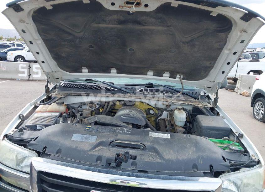 Photo 10 of 2004 Gmc Sierra 2500HD (VIN 1GTHK24U34E337860)