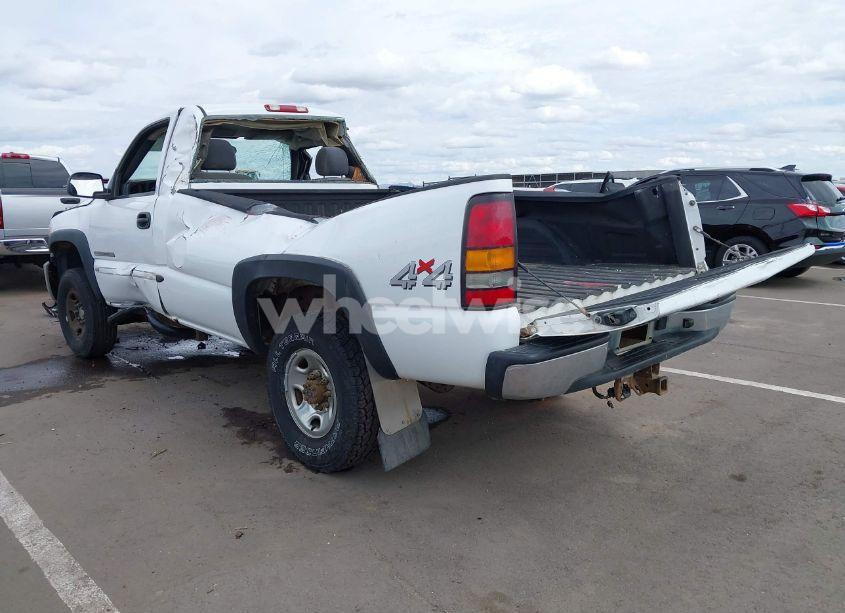 Photo 3 of 2004 Gmc Sierra 2500HD (VIN 1GTHK24U34E337860)