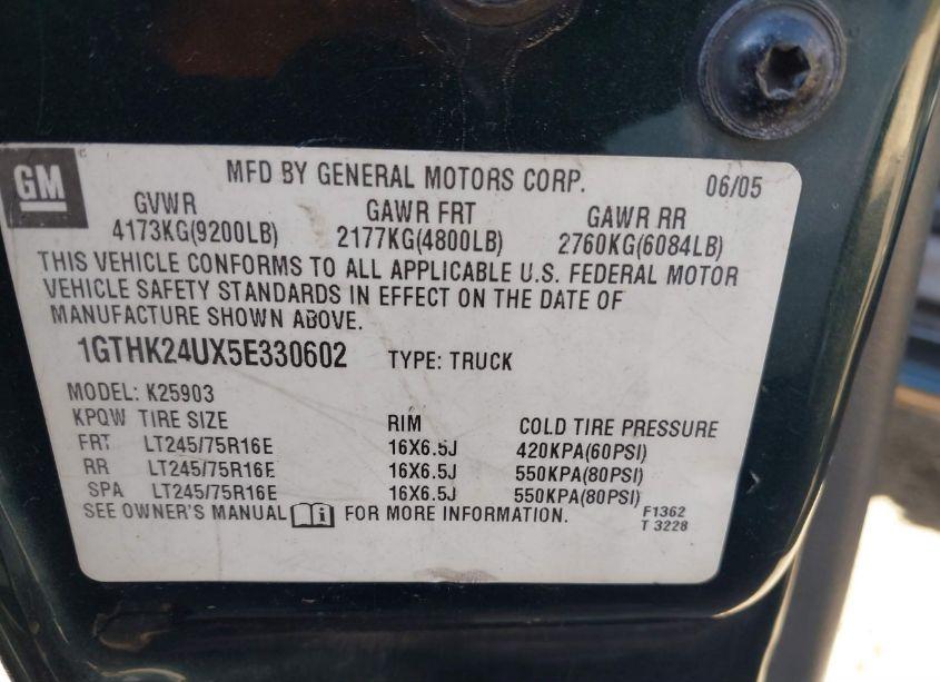 Photo 9 of 2005 Gmc Sierra 2500HD WORK TRUCK (VIN 1GTHK24UX5E330602)