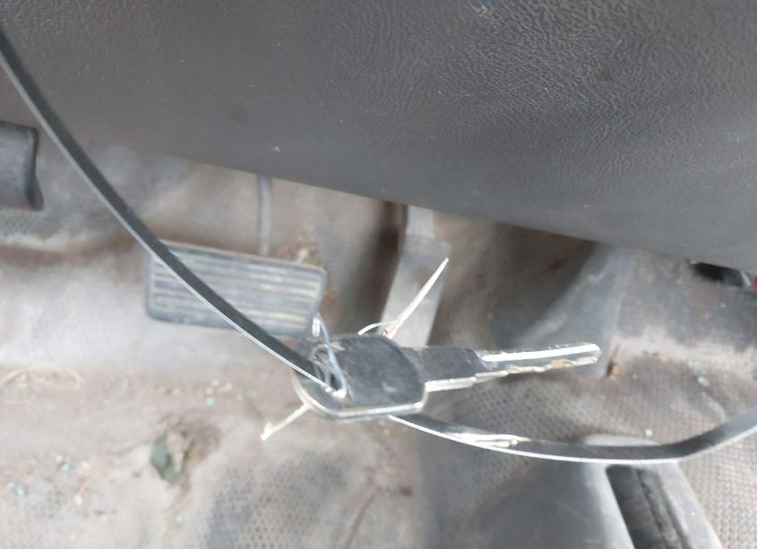 Photo 11 of 2006 Gmc Sierra 2500HD WORK TRUCK (VIN 1GTHK24UX6E276705)