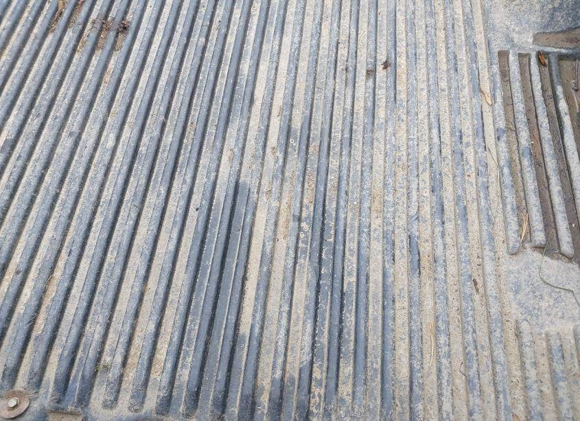 Photo 8 of 2006 Gmc Sierra 2500HD WORK TRUCK (VIN 1GTHK24UX6E276705)