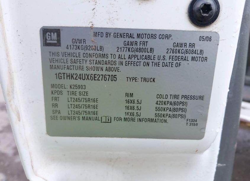 Photo 9 of 2006 Gmc Sierra 2500HD WORK TRUCK (VIN 1GTHK24UX6E276705)