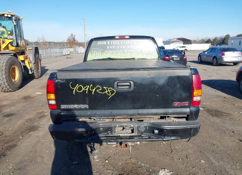 Photo 16 of 2003 Gmc Sierra 2500HD SLT (VIN 1GTHK29103E172198)