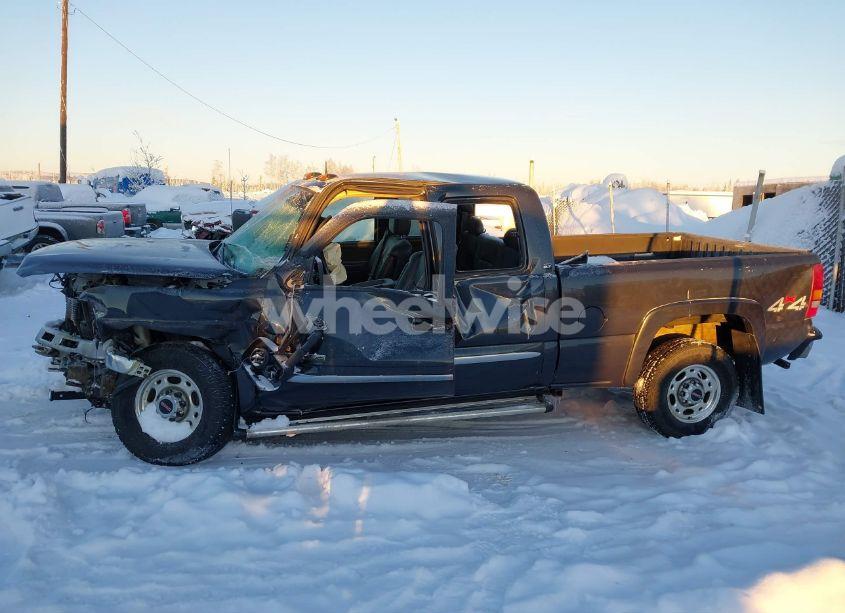 Photo 14 of 2003 Gmc Sierra 2500HD SLT (VIN 1GTHK29103E282233)