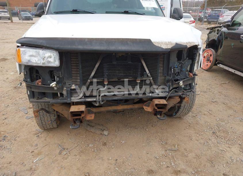 Photo 6 of 2003 Gmc Sierra 2500HD SLT (VIN 1GTHK29163E124172)