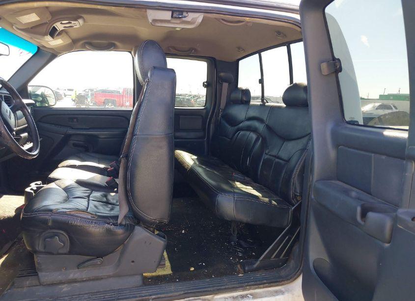 Photo 8 of 2002 Gmc Sierra 2500HD SL/SLE/STANDARD (VIN 1GTHK29172E181298)