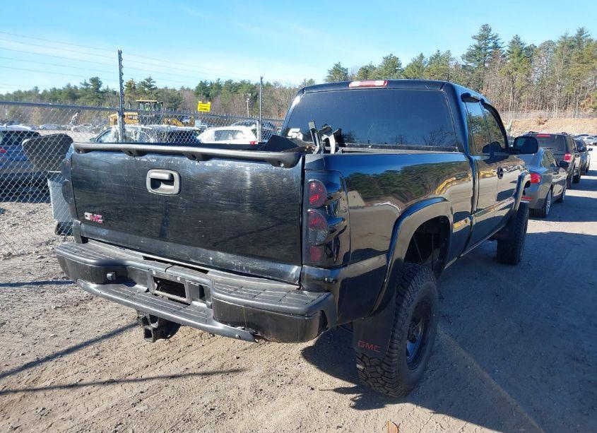 Photo 4 of 2003 Gmc Sierra 2500HD SLT (VIN 1GTHK29173E318631)