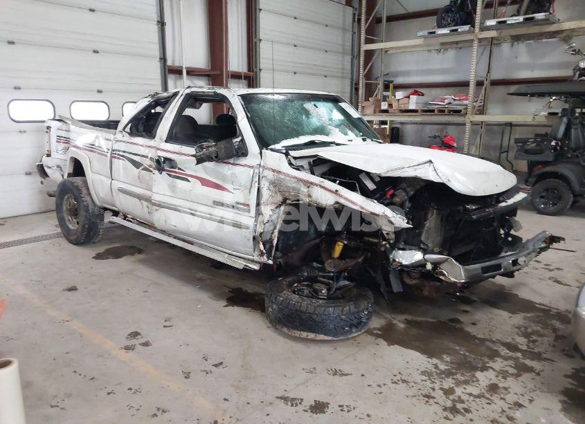 2004 Gmc Sierra 2500HD SLE (VIN 1GTHK29204E376140) main photo