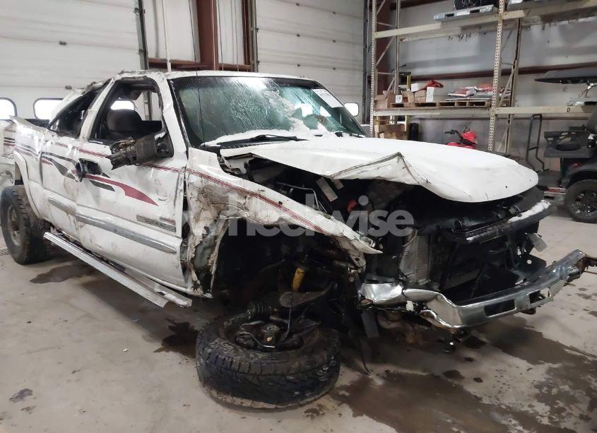 Photo 6 of 2004 Gmc Sierra 2500HD SLE (VIN 1GTHK29204E376140)