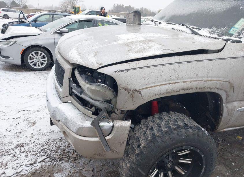 Photo 6 of 2005 Gmc Sierra 2500HD SLE (VIN 1GTHK29265E172914)