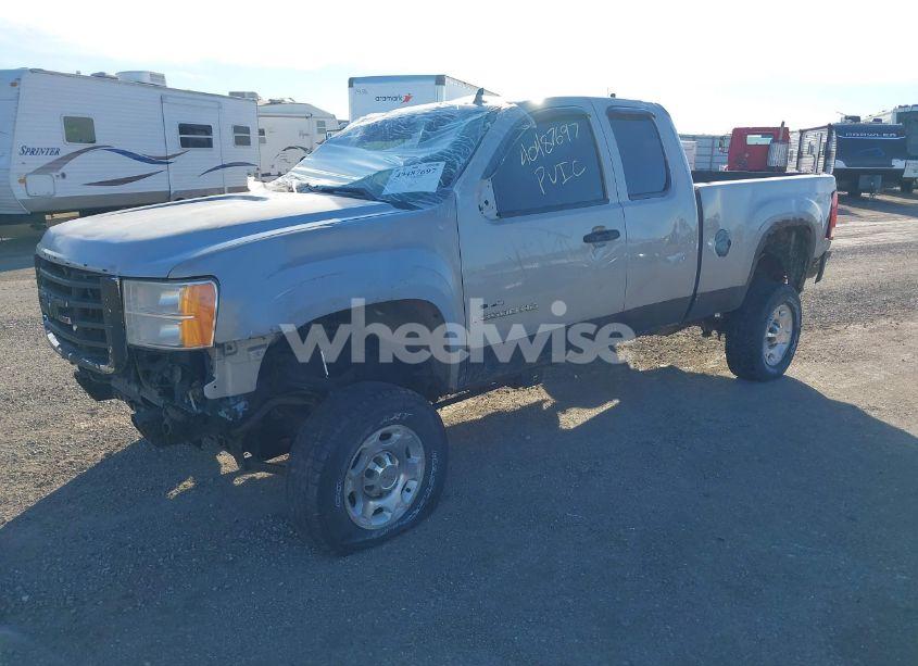 Photo 2 of 2007 Gmc Sierra 2500HD SLE1 (VIN 1GTHK29697E596030)