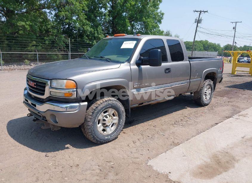 Photo 2 of 2007 Gmc Sierra 2500HD CLASSIC SLT (VIN 1GTHK29D77E161912)