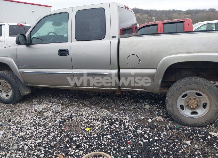 Photo 15 of 2003 Gmc Sierra 2500HD SLE (VIN 1GTHK29U03E187357)