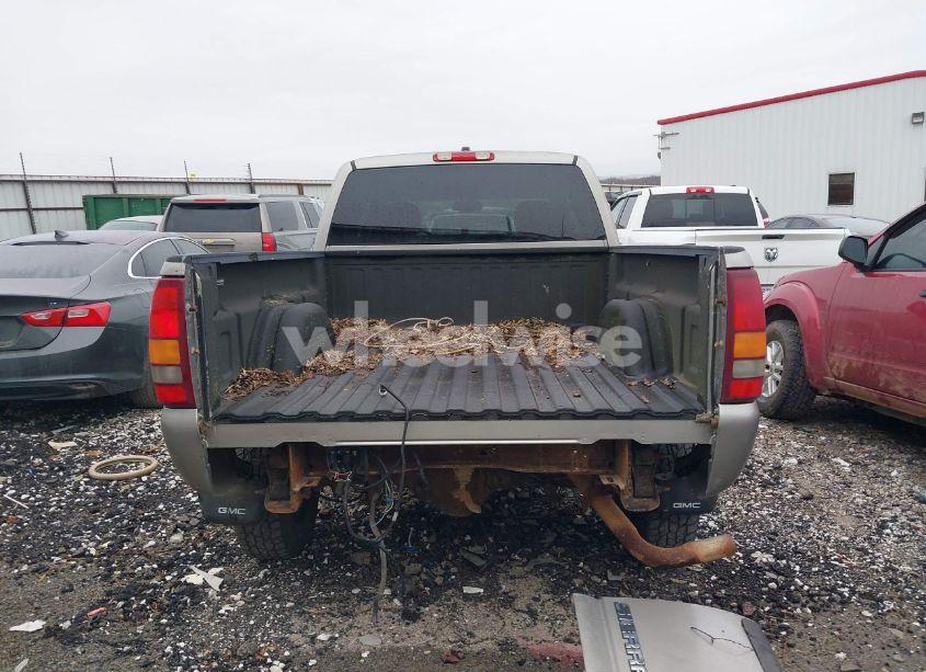 Photo 17 of 2003 Gmc Sierra 2500HD SLE (VIN 1GTHK29U03E187357)