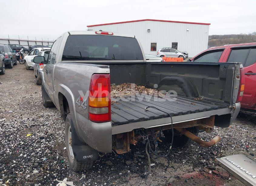 Photo 3 of 2003 Gmc Sierra 2500HD SLE (VIN 1GTHK29U03E187357)