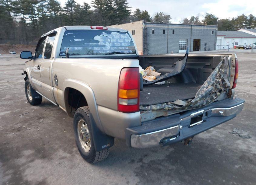 Photo 3 of 2003 Gmc Sierra 2500HD SLE (VIN 1GTHK29U03E312177)