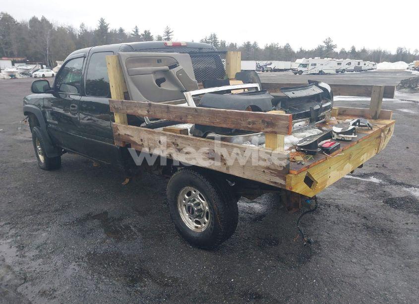 Photo 3 of 2003 Gmc Sierra 2500HD SLT (VIN 1GTHK29U13E220446)