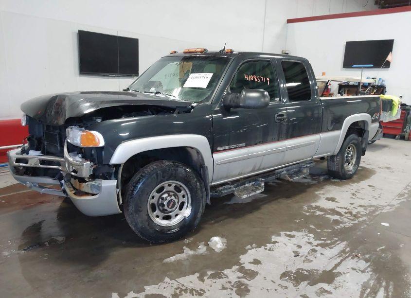 Photo 2 of 2004 Gmc Sierra 2500HD SLT (VIN 1GTHK29U14E248183)