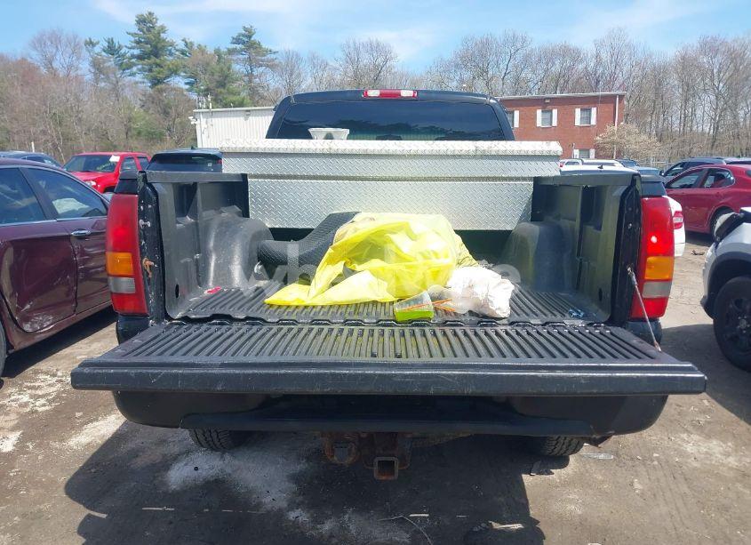 Photo 16 of 2003 Gmc Sierra 2500HD SLT (VIN 1GTHK29U43E161599)