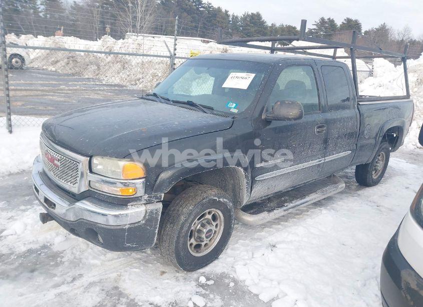 Photo 2 of 2003 Gmc Sierra 2500HD SLE (VIN 1GTHK29U53E302843)