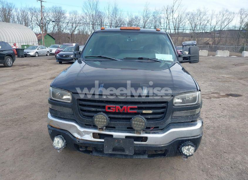 Photo 12 of 2005 Gmc Sierra 2500HD SLE (VIN 1GTHK29U55E263500)