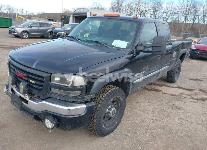 Photo 2 of 2005 Gmc Sierra 2500HD SLE (VIN 1GTHK29U55E263500)