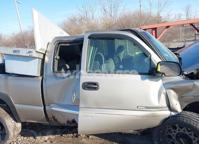 Photo 13 of 2003 Gmc Sierra 2500HD SLE (VIN 1GTHK29U73E345872)