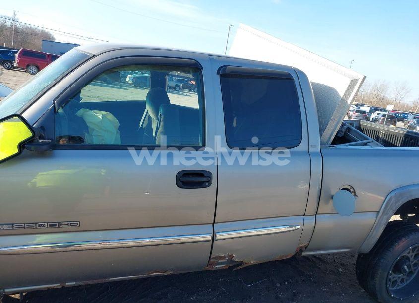 Photo 14 of 2003 Gmc Sierra 2500HD SLE (VIN 1GTHK29U73E345872)