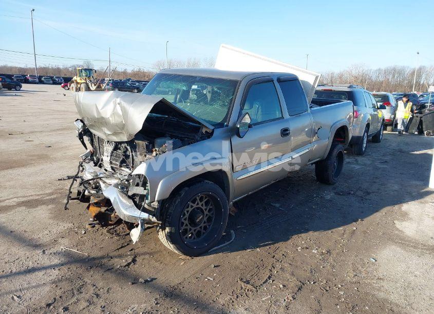 Photo 2 of 2003 Gmc Sierra 2500HD SLE (VIN 1GTHK29U73E345872)