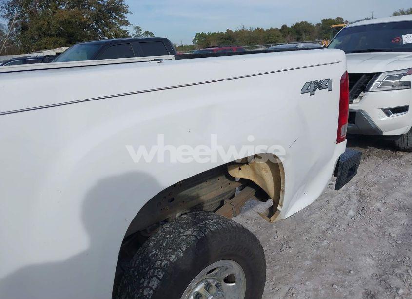 Photo 19 of 2008 Gmc Sierra 3500HD SLE1 (VIN 1GTHK336X8F178795)