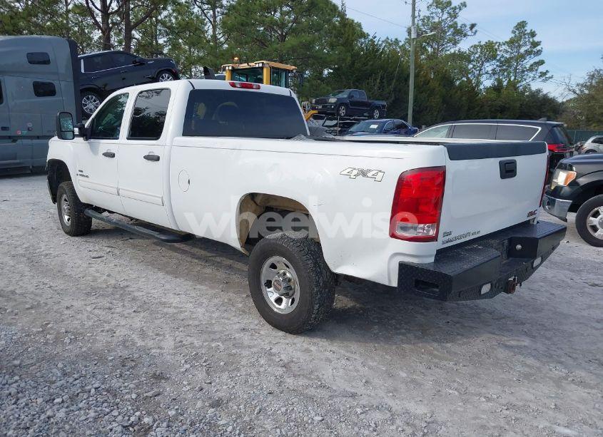 Photo 3 of 2008 Gmc Sierra 3500HD SLE1 (VIN 1GTHK336X8F178795)