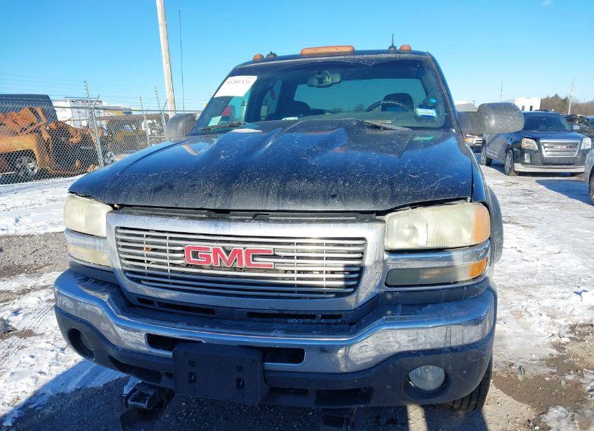 Photo 12 of 2003 Gmc Sierra 3500 SLT (VIN 1GTJK331X3F206237)