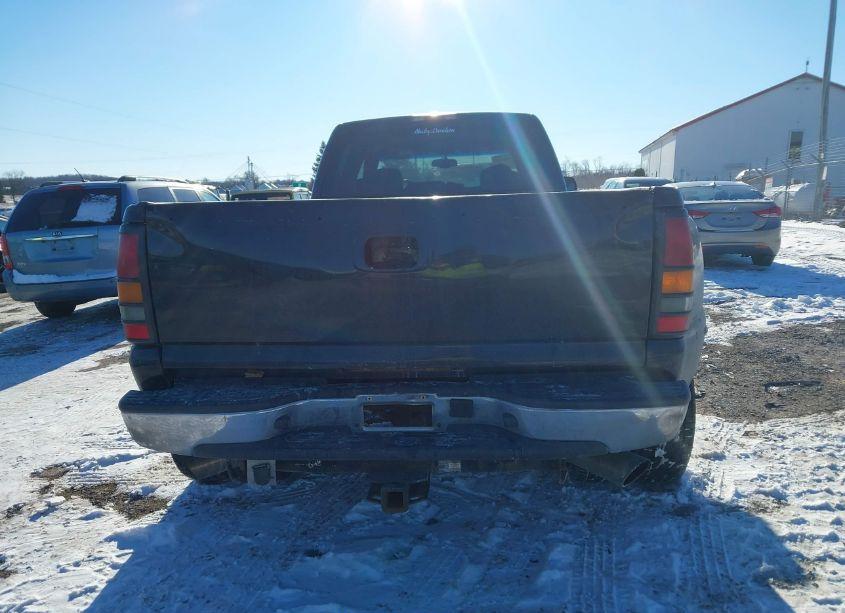 Photo 15 of 2003 Gmc Sierra 3500 SLT (VIN 1GTJK331X3F206237)