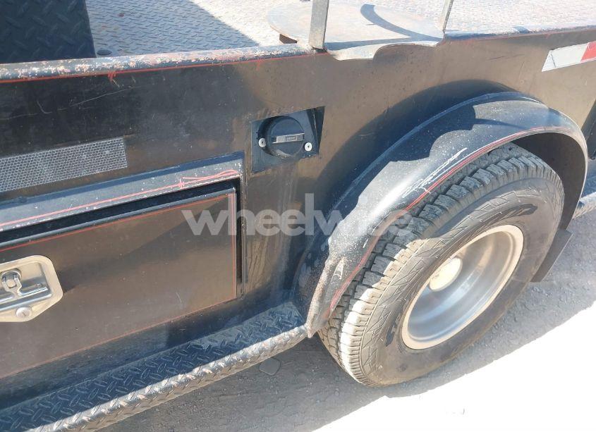 Photo 17 of 2005 Gmc Sierra 3500 SLT (VIN 1GTJK332X5F893392)